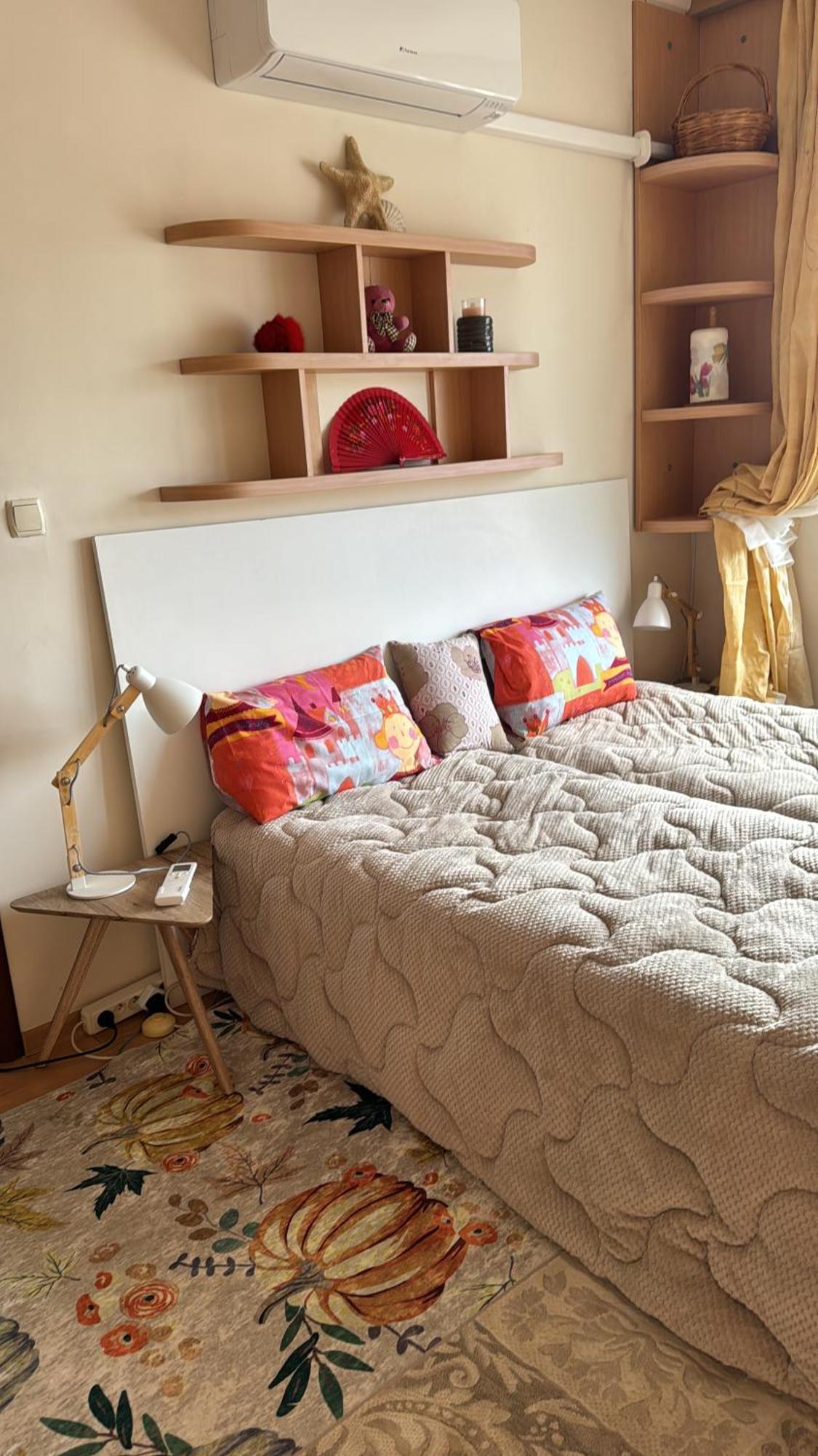 Downtown Central Apartment With Working Kitchen, City Views & Free Parking Kazanlŭk Eksteriør billede